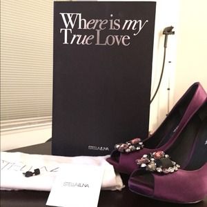 Stella Luna Purple Satin Jeweled shoes, size 3.5