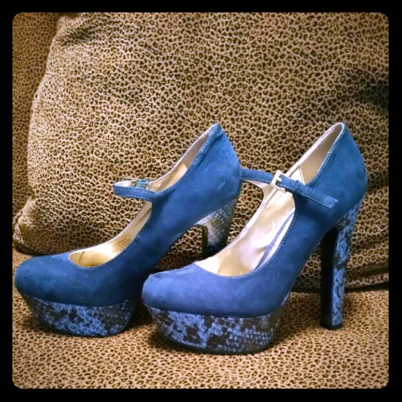 Guess Mary Jane Platform Pumps