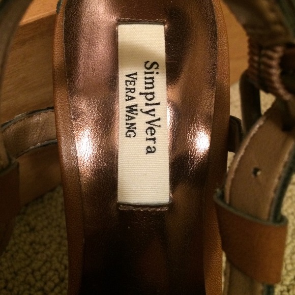 Heels - Picture 2 of 2