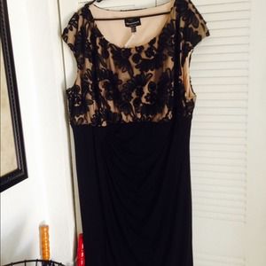 Black and Tan dressy dress size 24 with tag