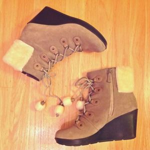 Cole Haan Nike Air suede booties/bootees