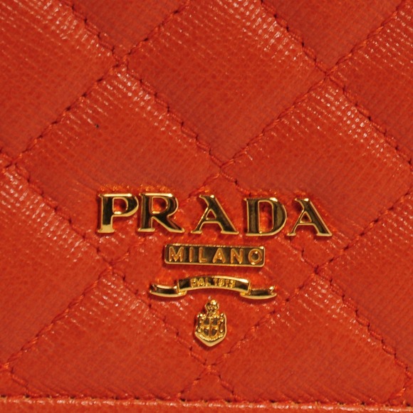 SOLD Prada Quilted Saffiano Wallet - Picture 3 of 4