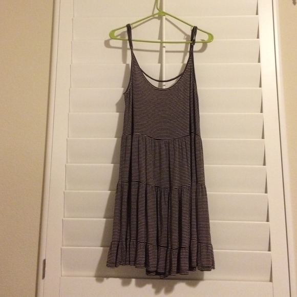 🌻taking offers🌻RARE BM cotton striped jada dress
