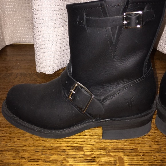 Frye Boots - FRYE Engineer 8r