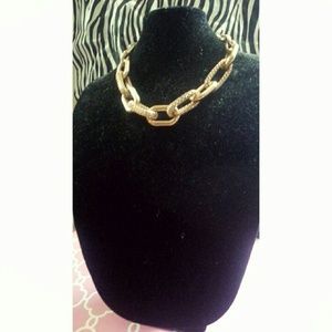 Linked gold chain