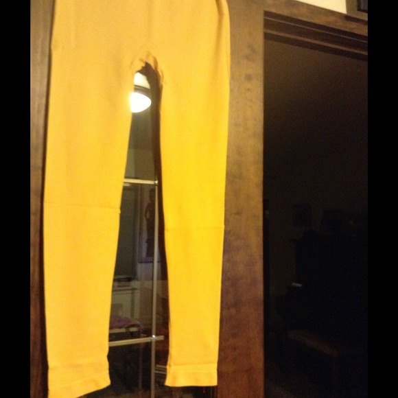 Tights. Yellow. One size Fits Most.