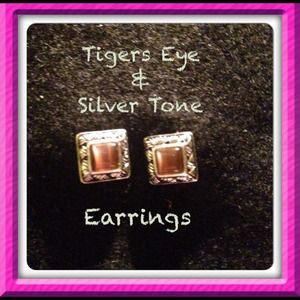 🎅🎄 On Hold 🎄🎅