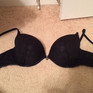 Blackheart Push-Up bra