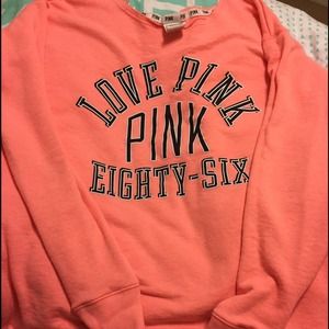 VS crew neck