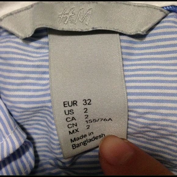 ❌SOLD❌ H&M Light Blue/White Striped Button Down - Picture 3 of 3