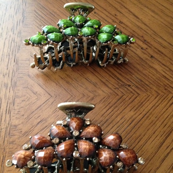 2 Antique Hair clips - Picture 2 of 2