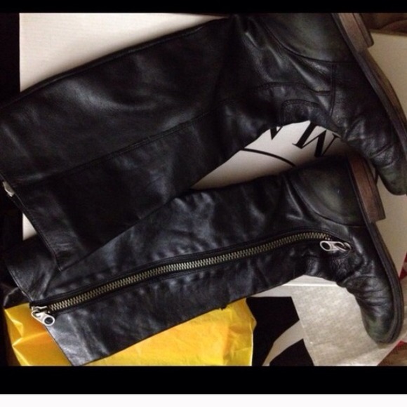 @angielove_ .. .why some seller are so rude?
