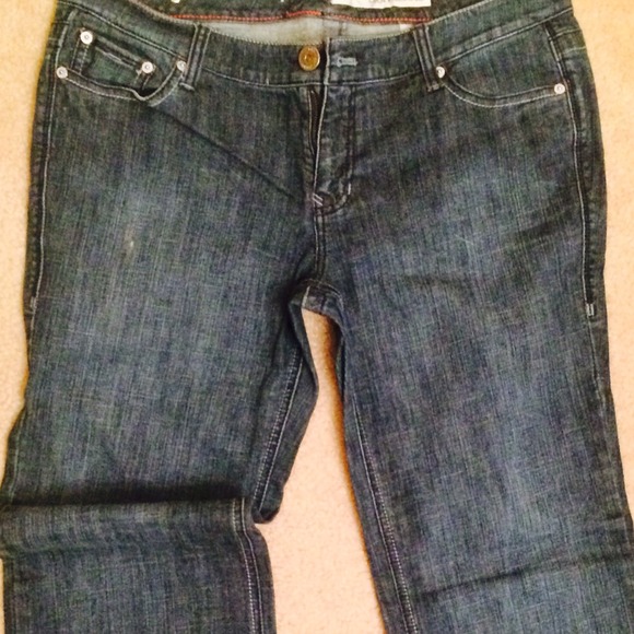 DKNY jeans size 32R -
