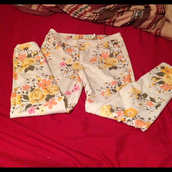 BUNDLE! - Picture 2 of 3