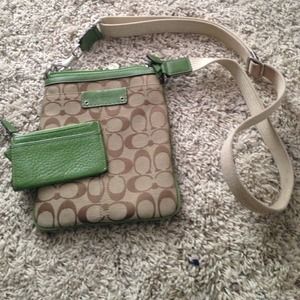 Small cross body coach purse