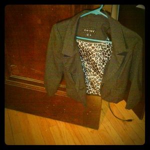 Dark grey cropped blazer jacket