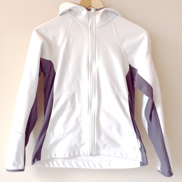 Columbia Outerwear - Columbia light weight fleece