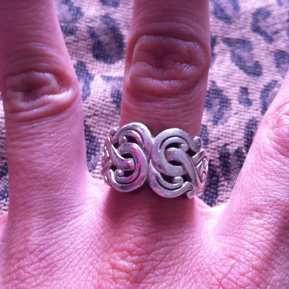 Silver ring size 6