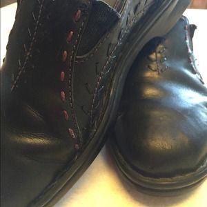 Clarks black mules with pink stitching