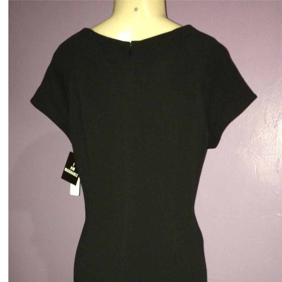 Little Black Dress with Hardware Neckline🌹 - Picture 4 of 4