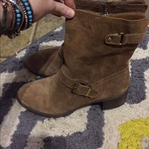 Like new brown suede boots