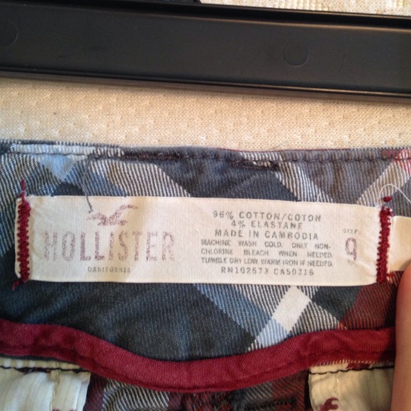 Hollister plaid shorts - Picture 3 of 3