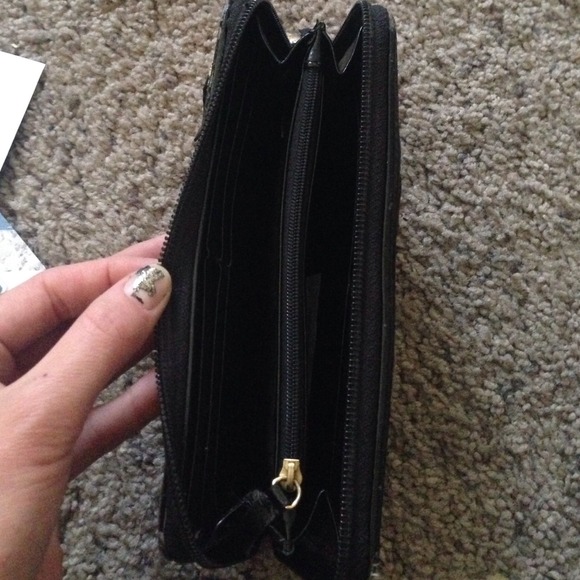 juicy couture wallet - Picture 3 of 3