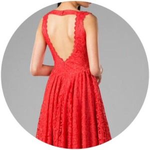 🎉NY SALE🎉Camilla Lace Dress