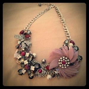 White House Black Market new statement necklace