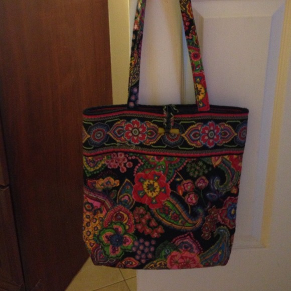 Vera Bradley medium-sized tote