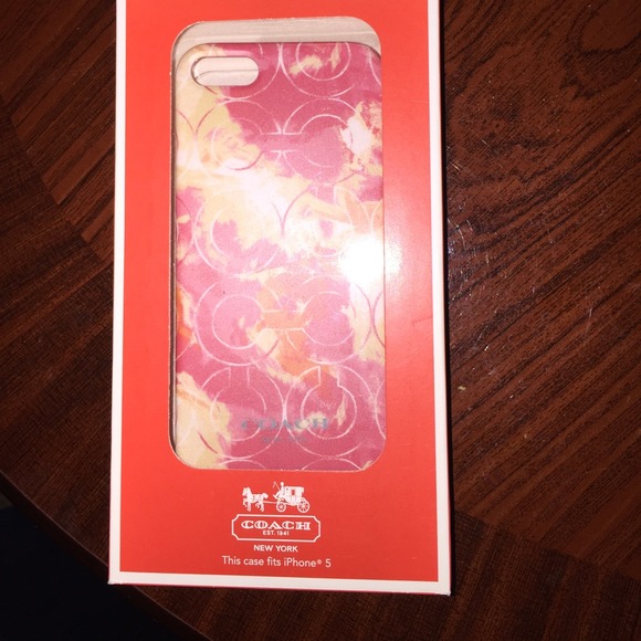 COACH iPhone 5 case.