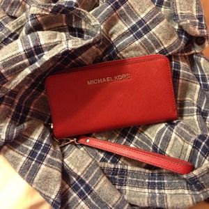 Micheal Kors maroon wallet