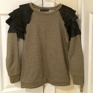 Leather accented sweater - Size S