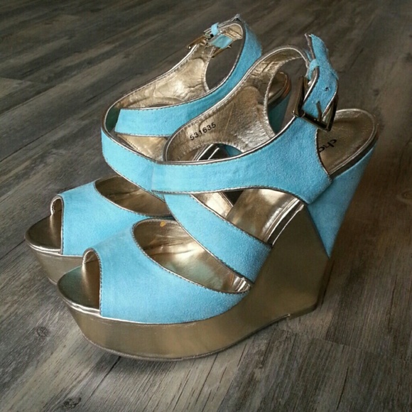 Blue & Gold Wedges