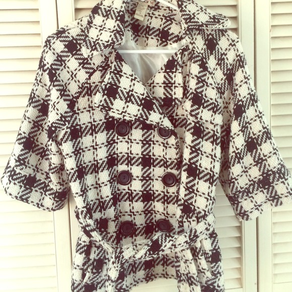 Adorable Black and White printed Jacket