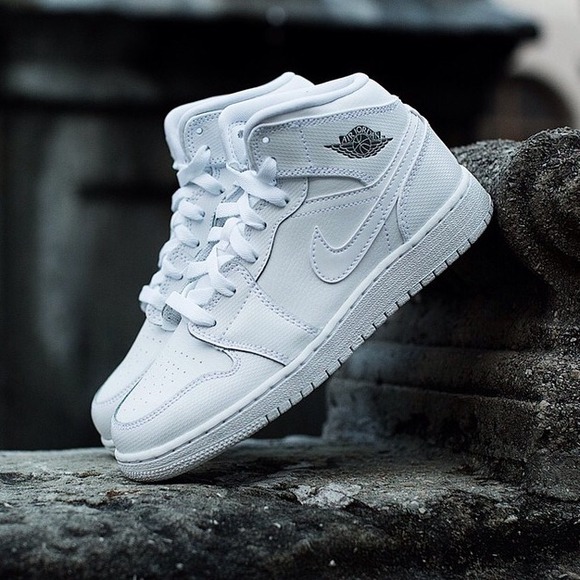 JORDAN 1