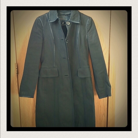 Stunning Banana Republic Coat - was $125 - Picture 4 of 4