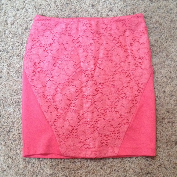 Coral pencil skirt