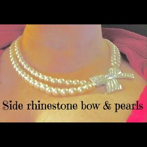 Side bow rhinestone necklace with faux pearls🎀