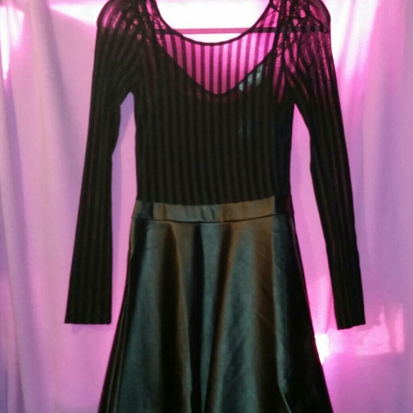 N/A ❌❌❌FAUX LEATHER WITH MESH INSETS DRESS - SIZE SMALL❌❌