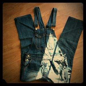 AE Distressed Jumper