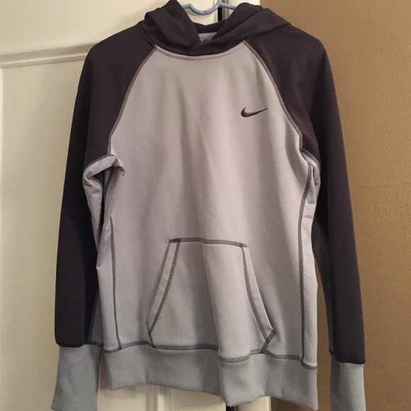 Nike therma-fit hoodie