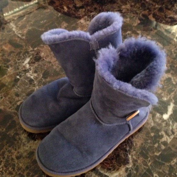 🚫SOLD!🚫UGG med-length Bailey Button boots, Navy