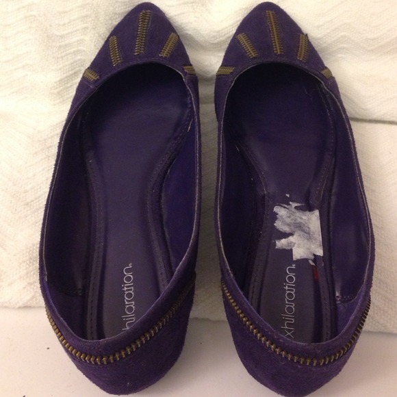Shoes - Picture 4 of 4