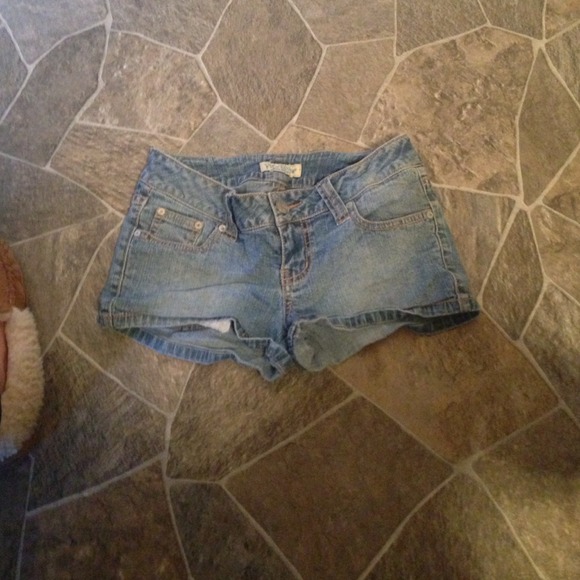 Paris blues jean shorts