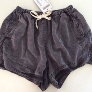 Brandy Melville Eve Shorts
