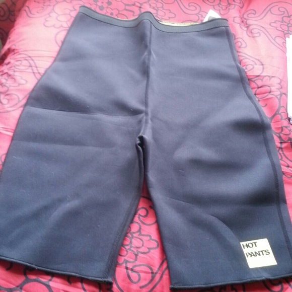 Hot pants
