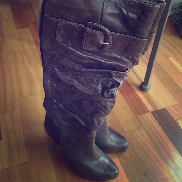 Knee high boot