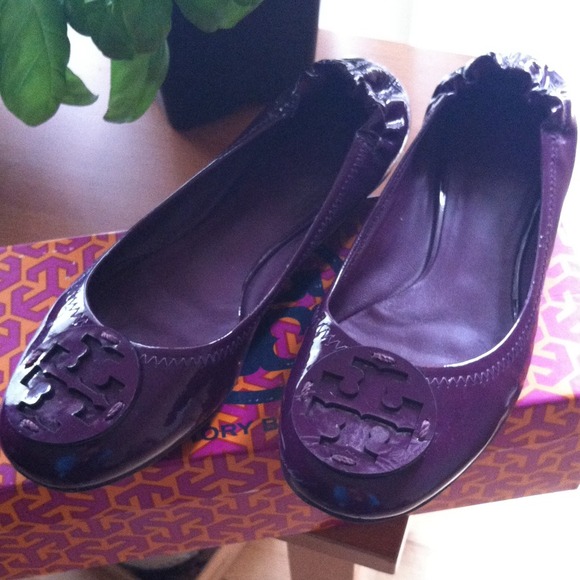 Tory Burch flats