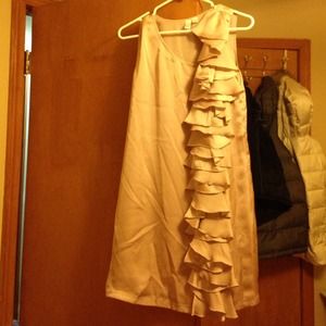 Sleeveless satin like knee length dress sz S